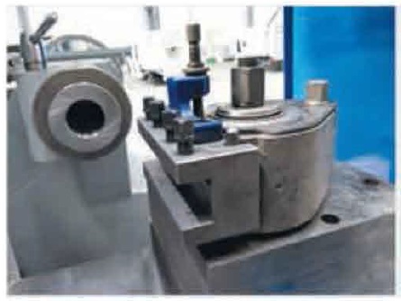 CNC PIPE THREADING LATHE